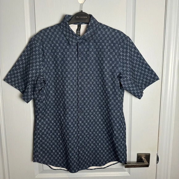 Lululemon Airing Easy Short Sleeve Buttondown IKat Check White True Navy Size S - Picture 6 of 15